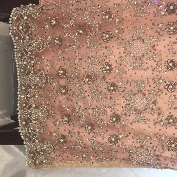 SOLD❗️Medium Heavy Pakistani Indian Bridal suit! - Picture 3 of 7